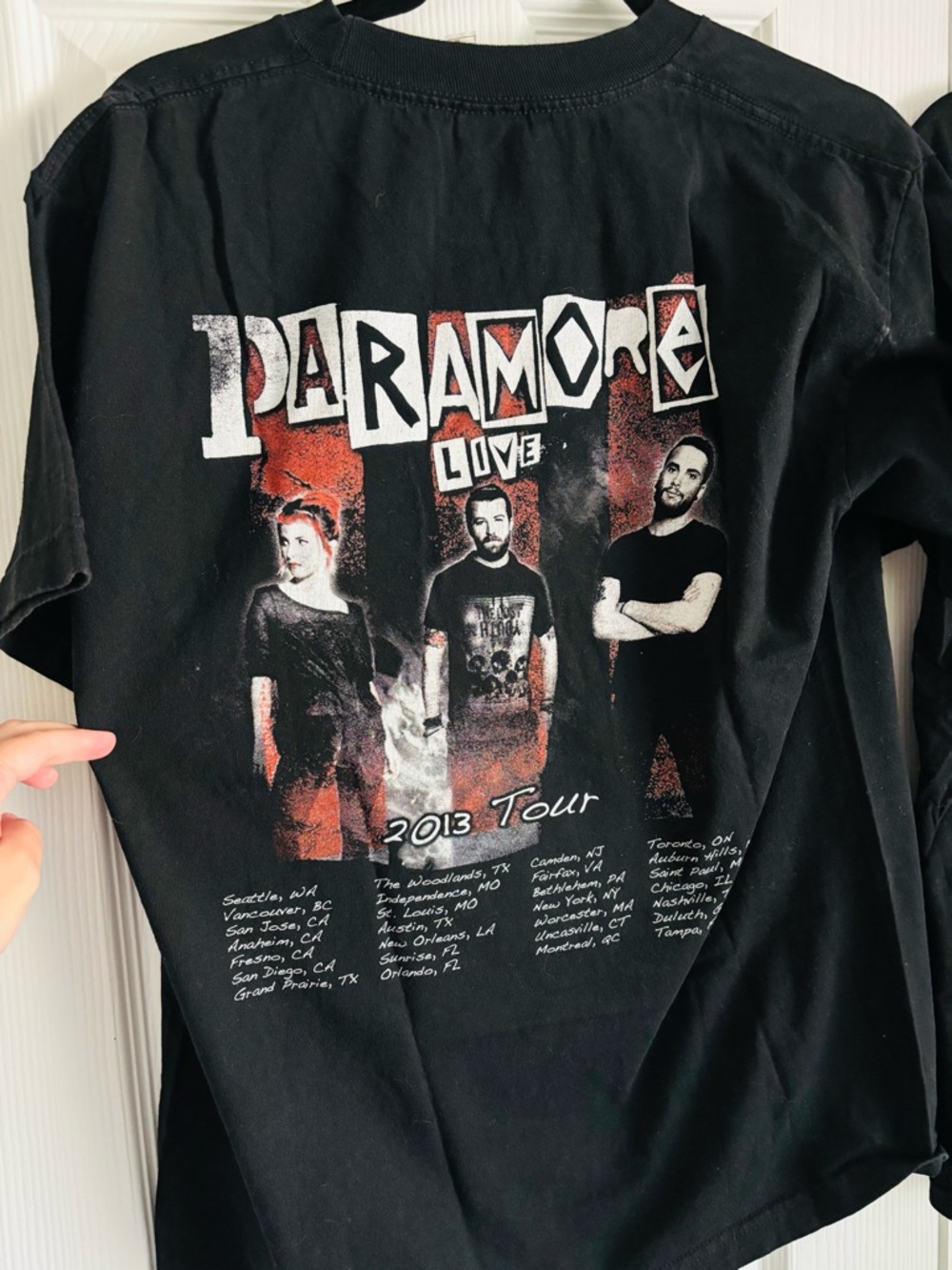 Paramore Merch Bundle - Picture 7 of 8